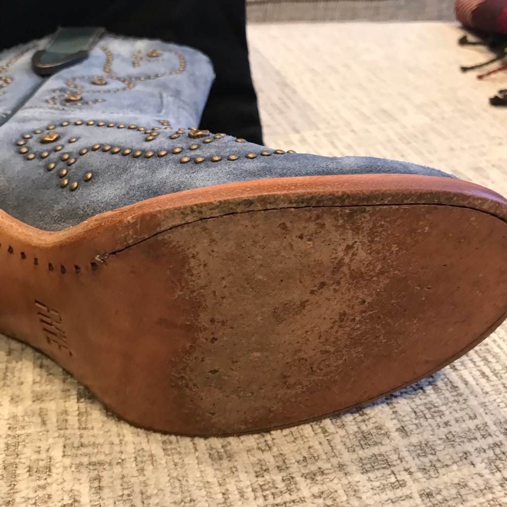 Women’s Frye Victoria Blue studded suede boots - Picture 7 of 12
